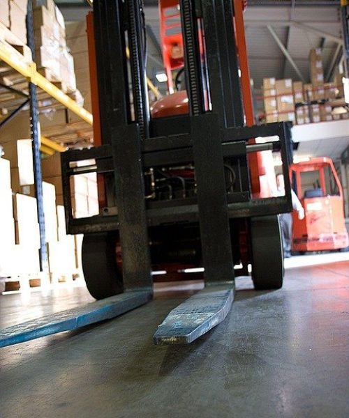 forklift-1796_640.jpg